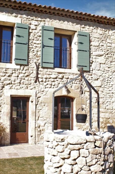 Villa Mas En Campagne Mallemort Esterno foto
