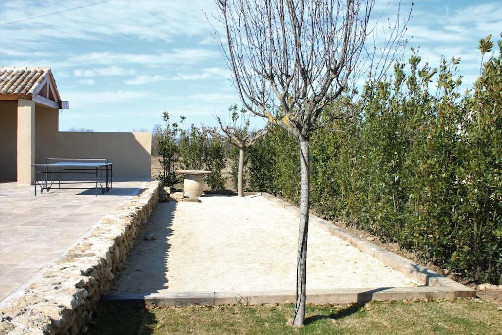Villa Mas En Campagne Mallemort Esterno foto
