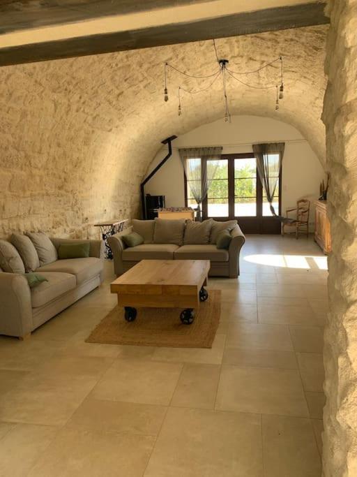 Villa Mas En Campagne Mallemort Esterno foto