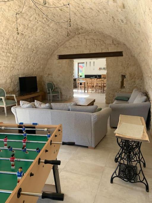 Villa Mas En Campagne Mallemort Esterno foto
